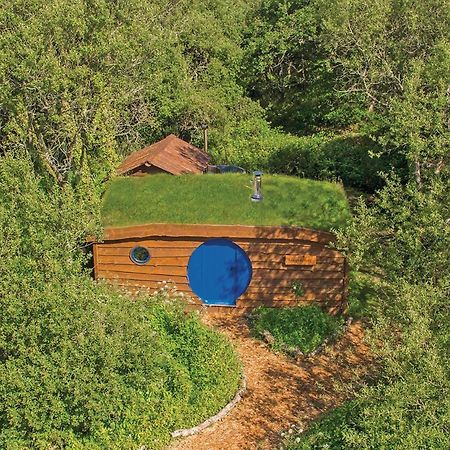 Florence Springs Glamping Gumfreston Екстериор снимка