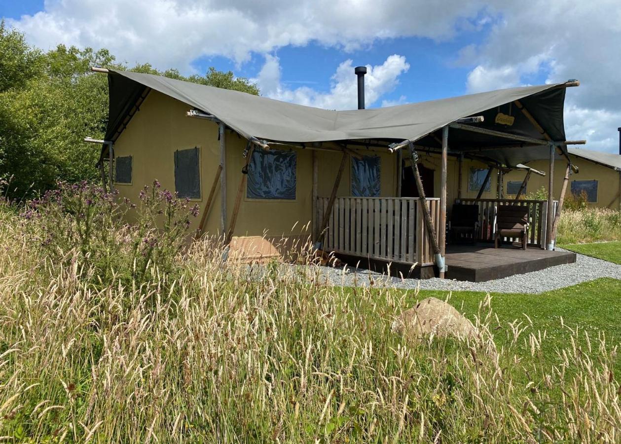 Florence Springs Glamping Gumfreston Екстериор снимка