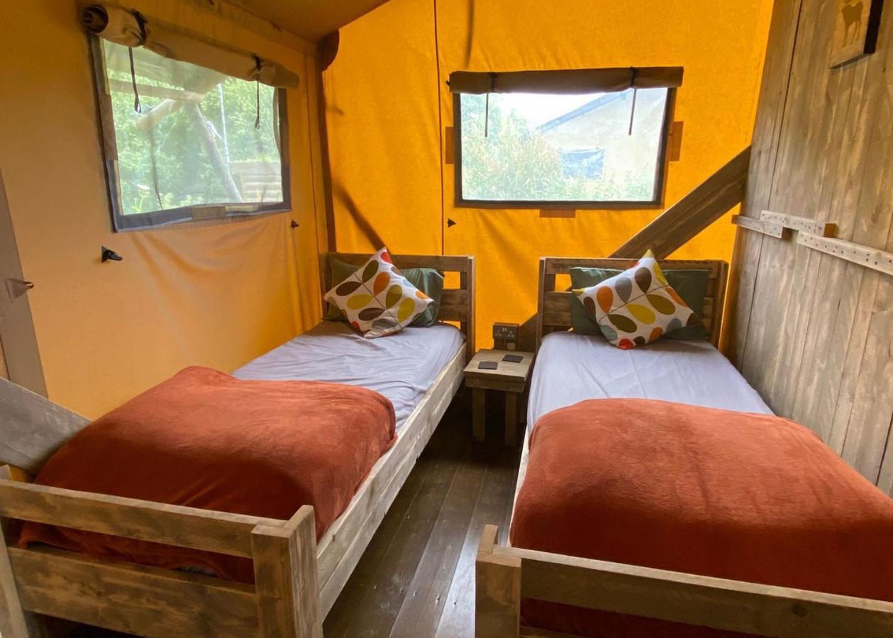 Florence Springs Glamping Gumfreston Екстериор снимка