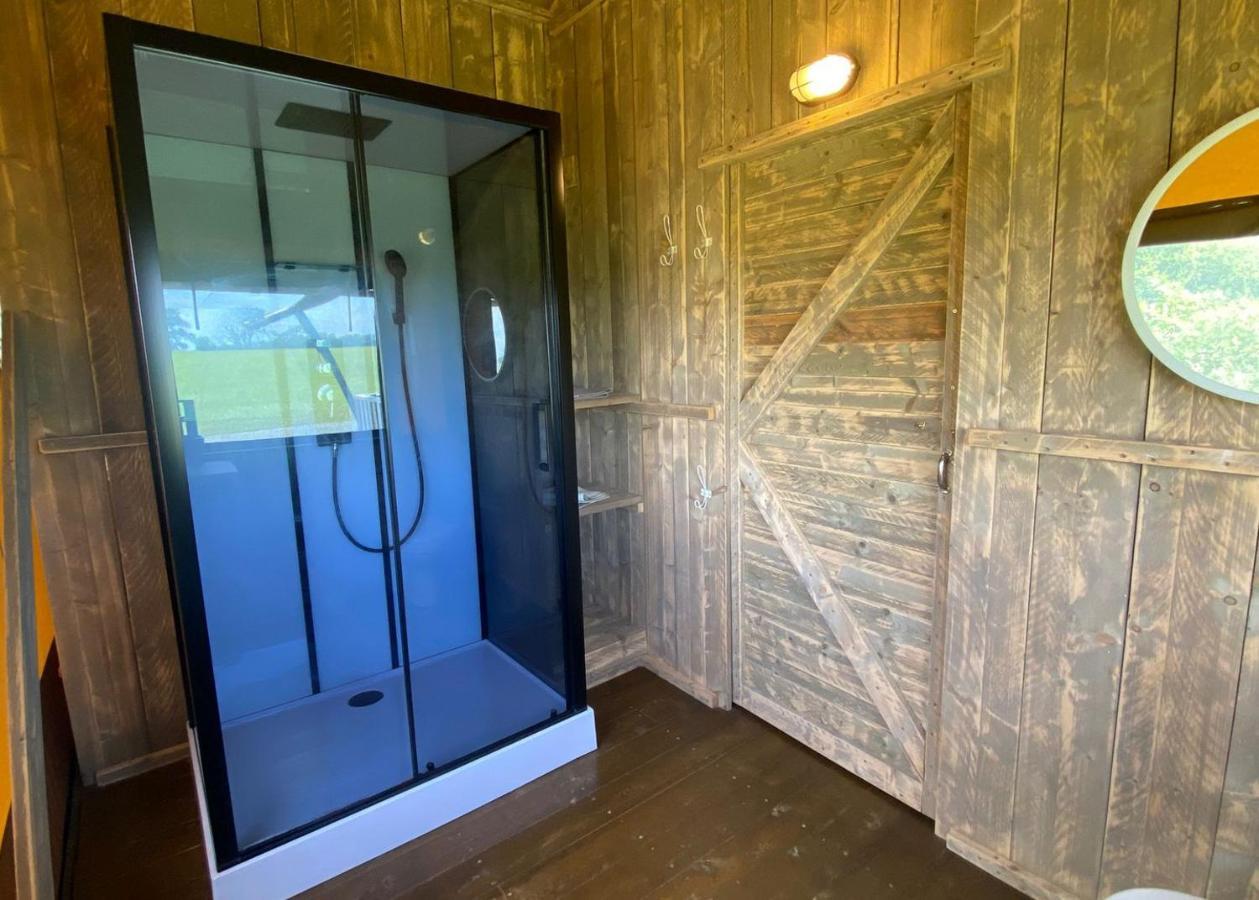 Florence Springs Glamping Gumfreston Екстериор снимка