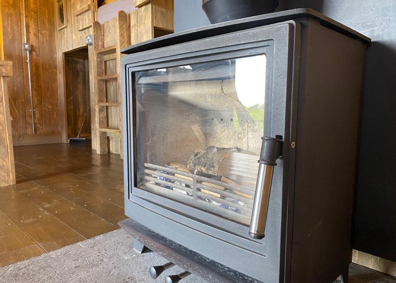 Florence Springs Glamping Gumfreston Екстериор снимка